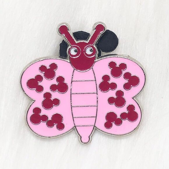 🔮 5/$25 Disney Mickey Mouse Butterfly Pin - Picture 1 of 3
